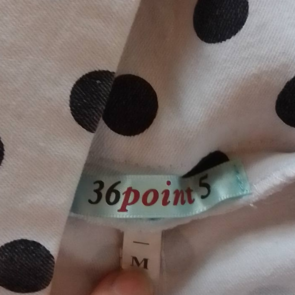 36point5 shorts. - Picture 3 of 4